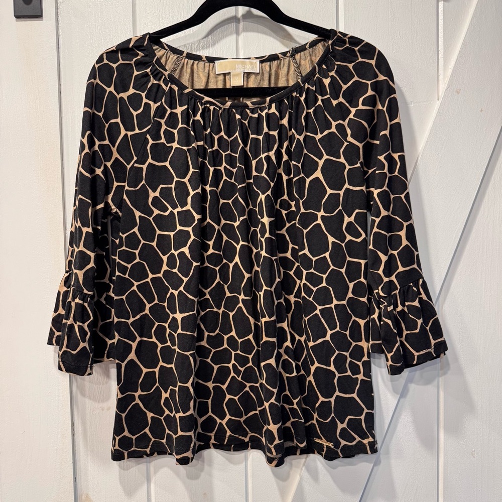 Michael Kors Black and Tan Giraffe Print Blouse 3/4 Flutter Sleeve - Size M